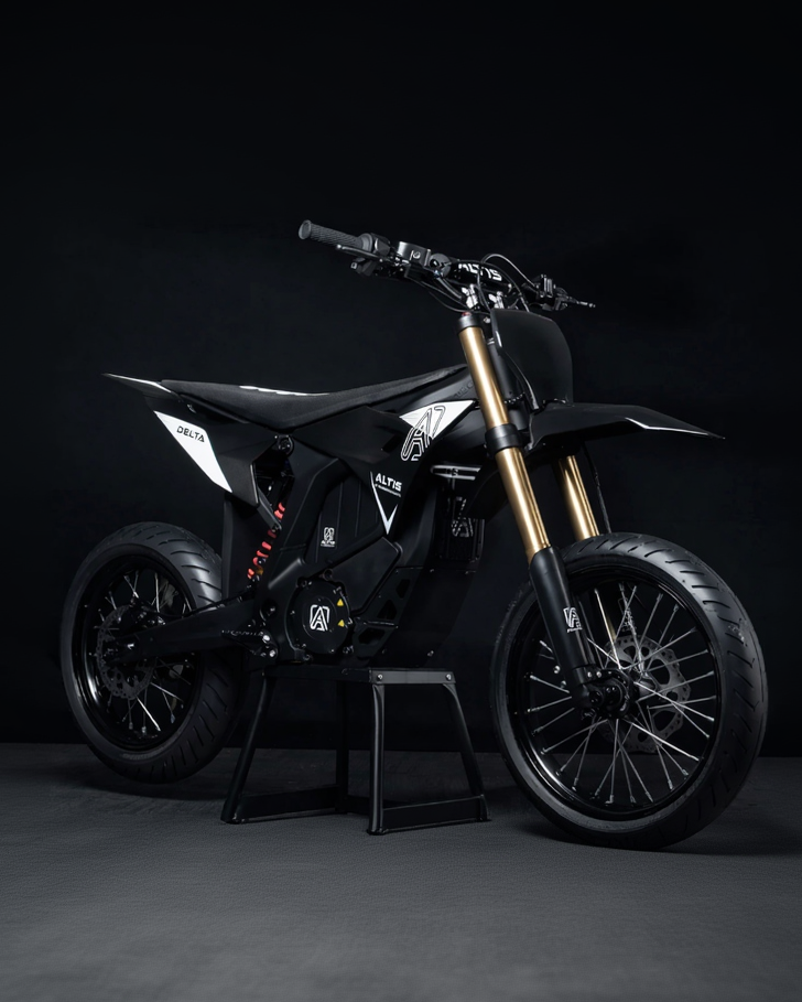 Altis Delta Supermotos